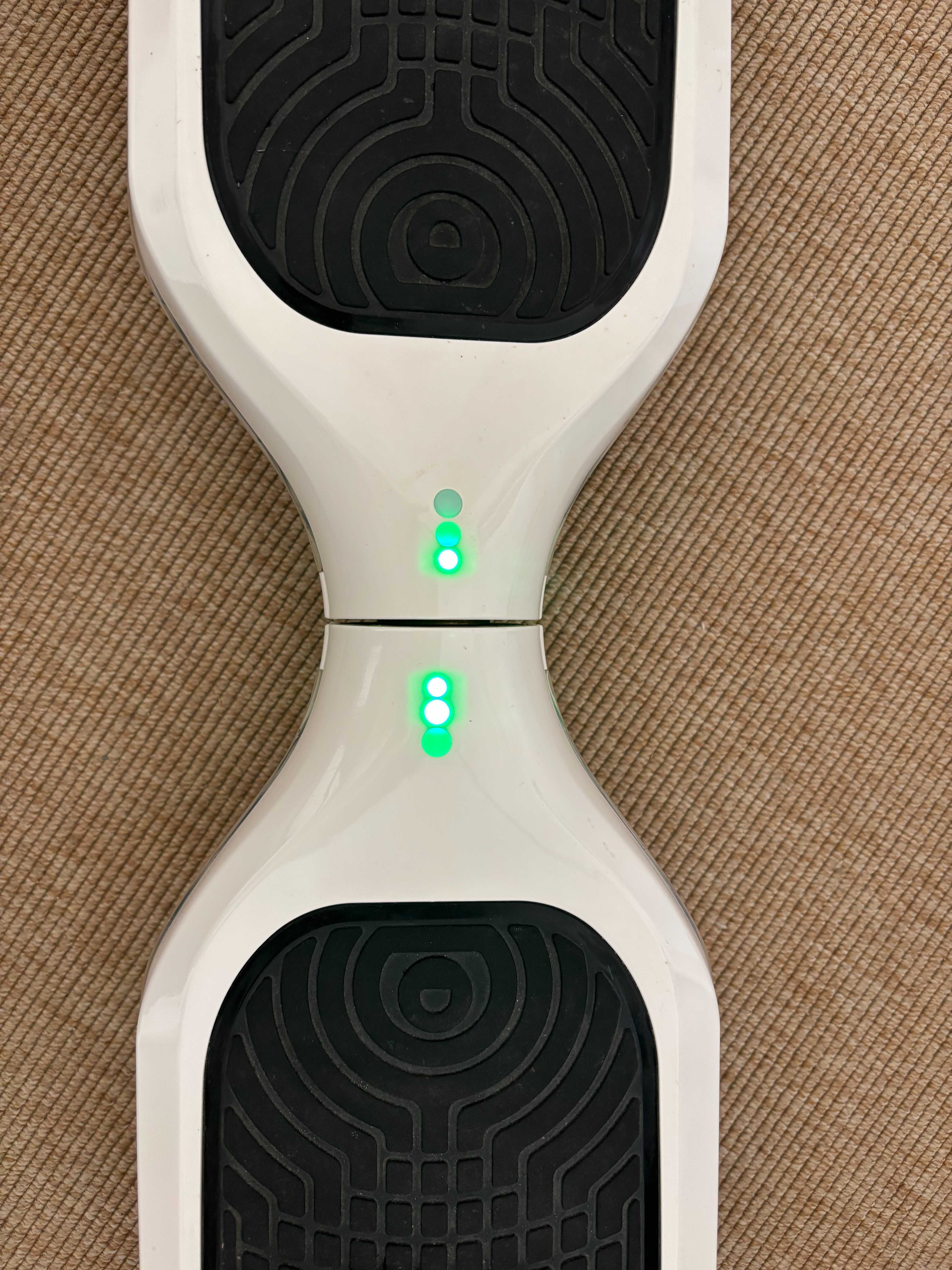 Hoverboard com luzes LED, manual de instruções, sem carregador