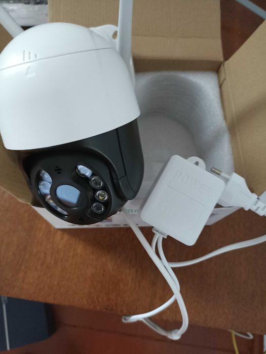 камера Wi-Fi уличная HD 1080P 4-кратный зум