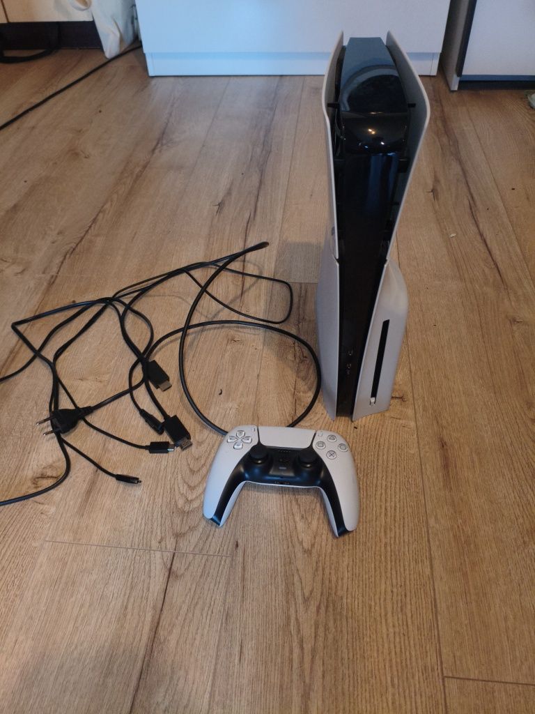 Konsola ps5 1tb z napedem