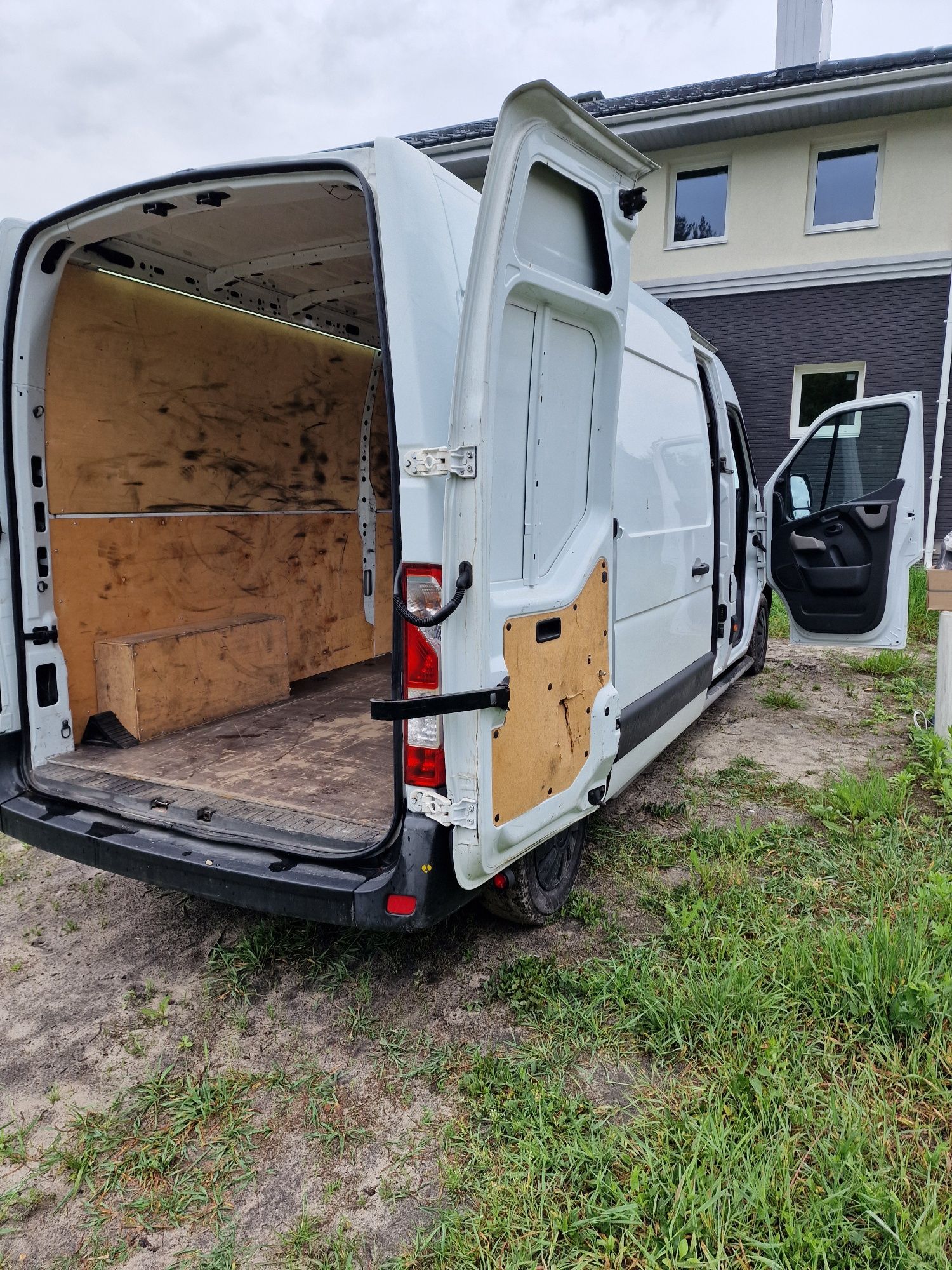 Renault Master L3H2 2017 170к.с