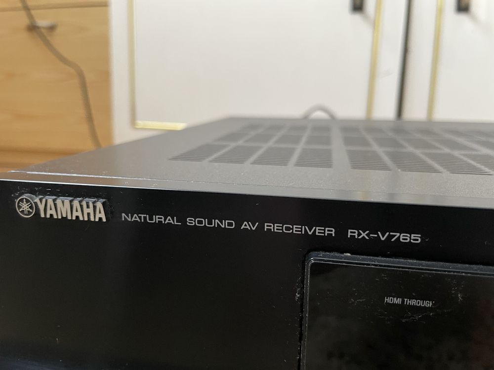Amplituner Yamaha RX V765