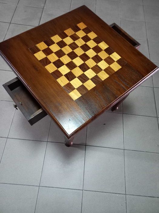 Mesa de damas ou xadrez