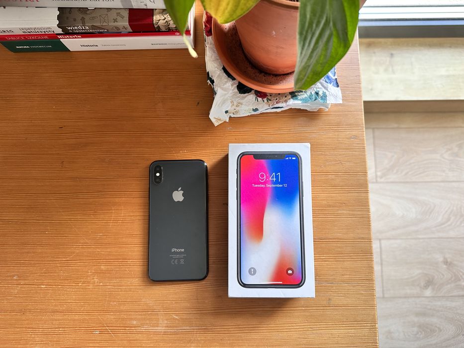 iPhone X 64gb space gray