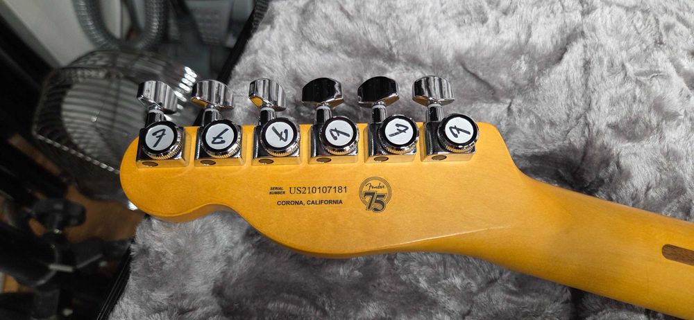 Fender American Ultra Telecaster MN Mocha Burst