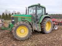 Ciągnik John Deere 6900