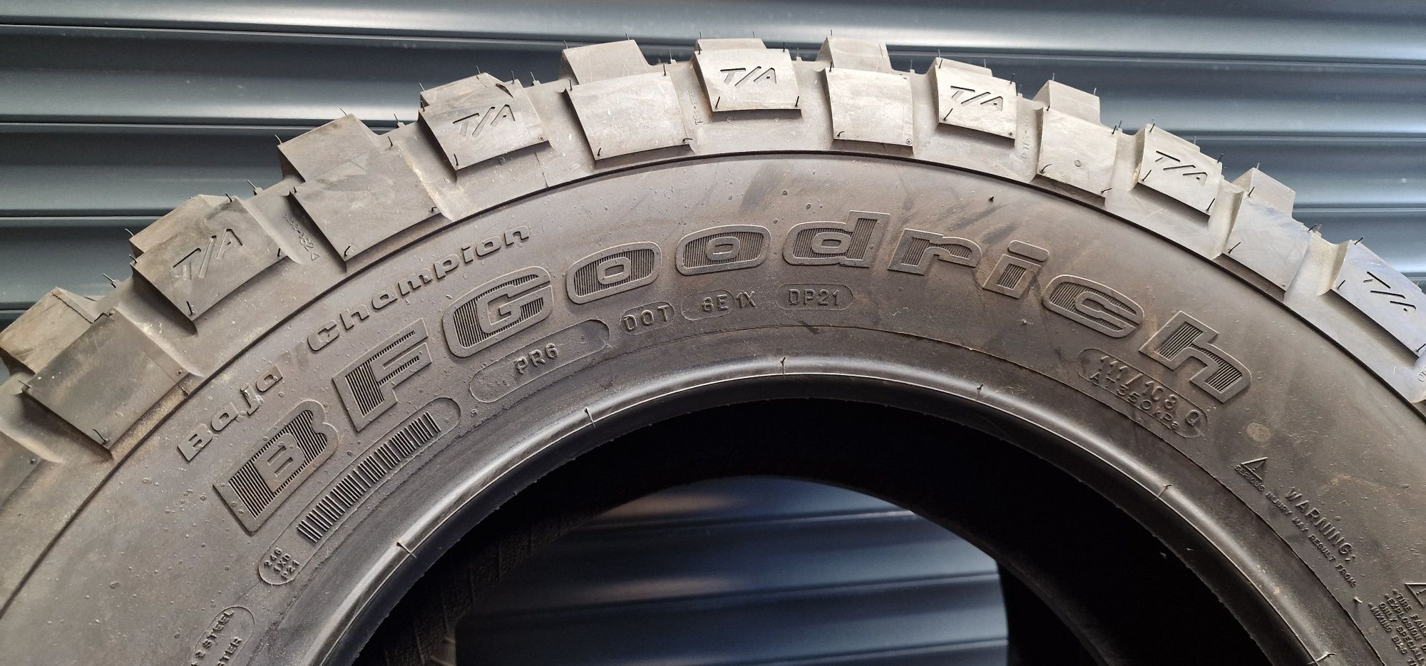 Opony BFGoodrich Mud Terrain T/A KM3 255/75R17