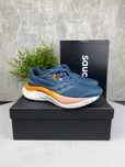 Jak nowe / buty do biegania / Saucony / Endorphin Speed 4 / r. 40 n48