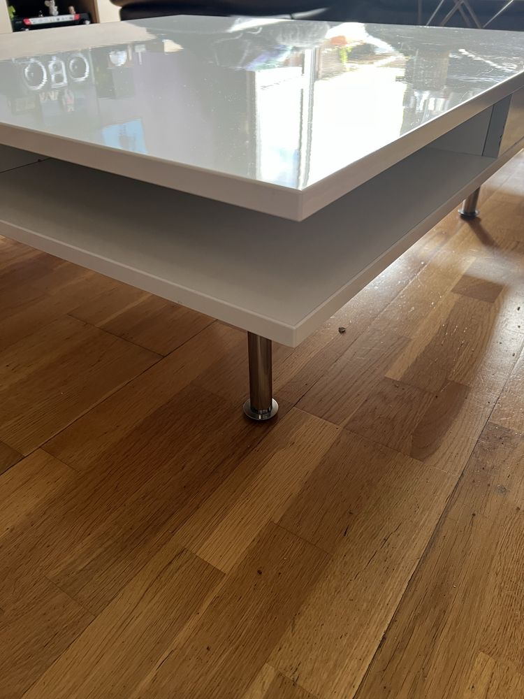 Stolik kawowy ikea bialy polysk 95 cm x 95 cm