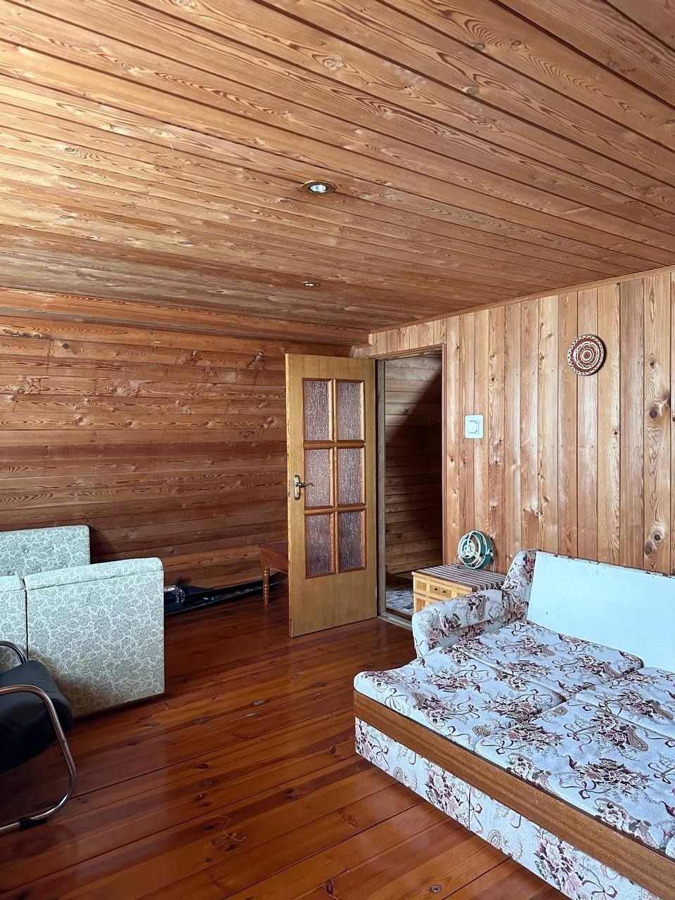 Продам 3-х поверховий  дачний будинок, Врублівці, з виходом до водойми