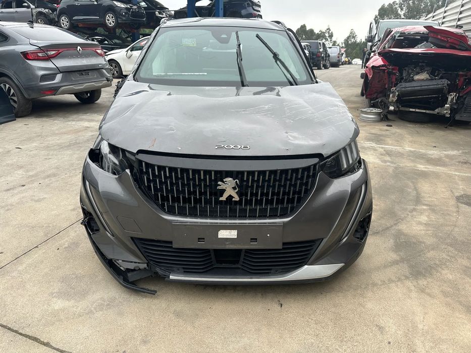 PEUGEOT 2008 1.2 PURETECH GT LINE AET8 DE 2022 (CENTRO DE ABATE)