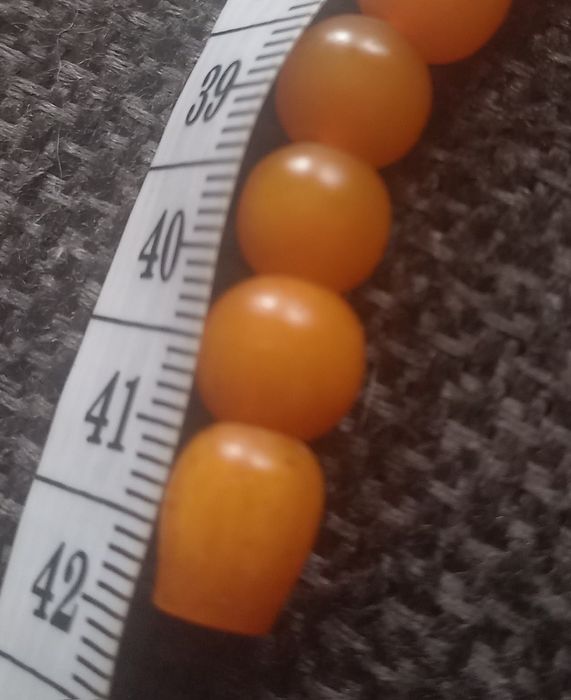 Янтарні буси Калінінград