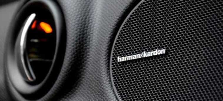 Эмблемы (шильдики) на автомобильную акустику Harman Kardon