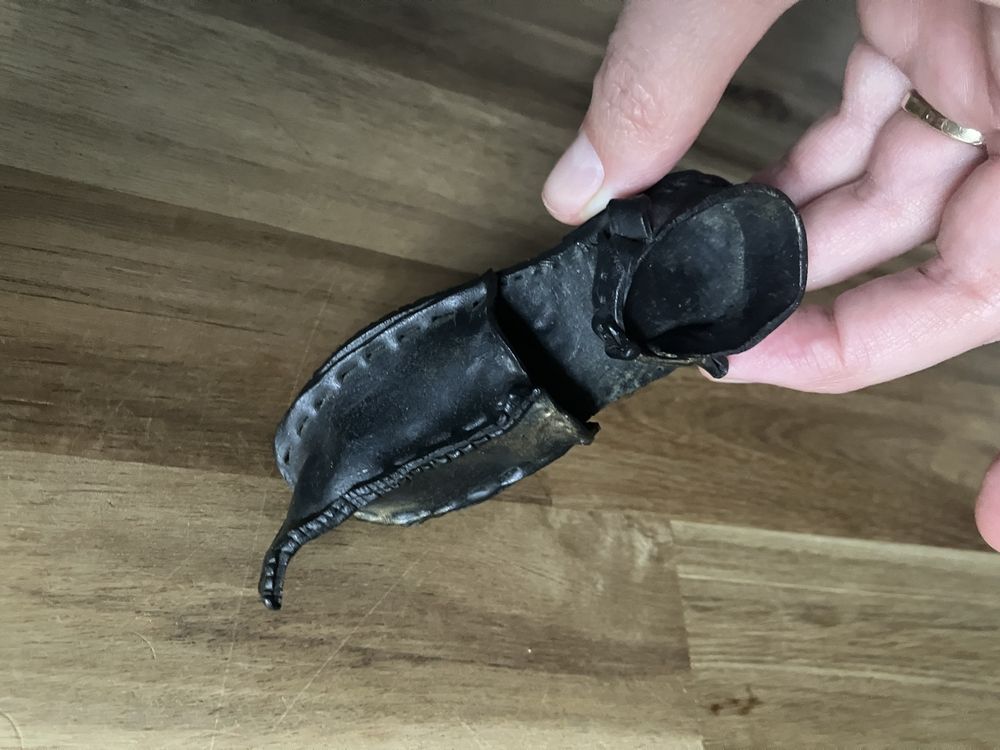 Spinka do włosów bucik - trzewik - rękodzieło - skóra naturalna