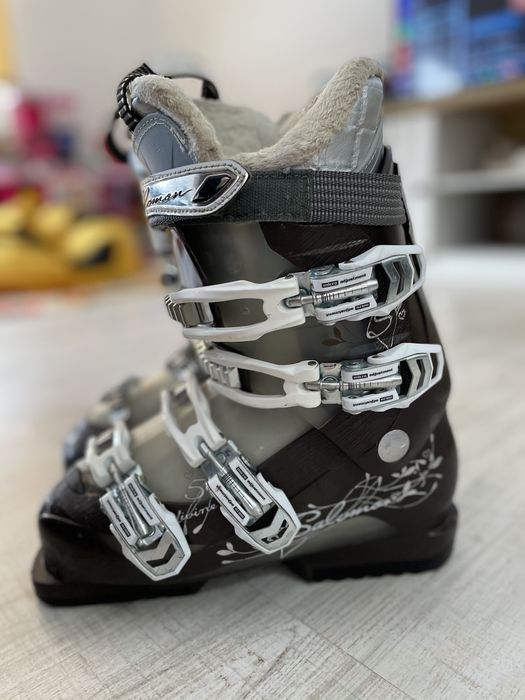 Продам лижні чоботи Salomon