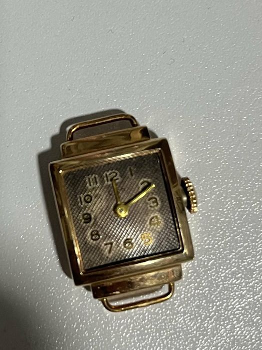 Часы золотые женские СССР