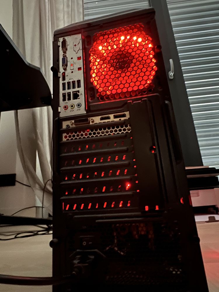 Komputer Gamingowy Gtx 1660 Intel Core I7 600 GB 16GB RAM