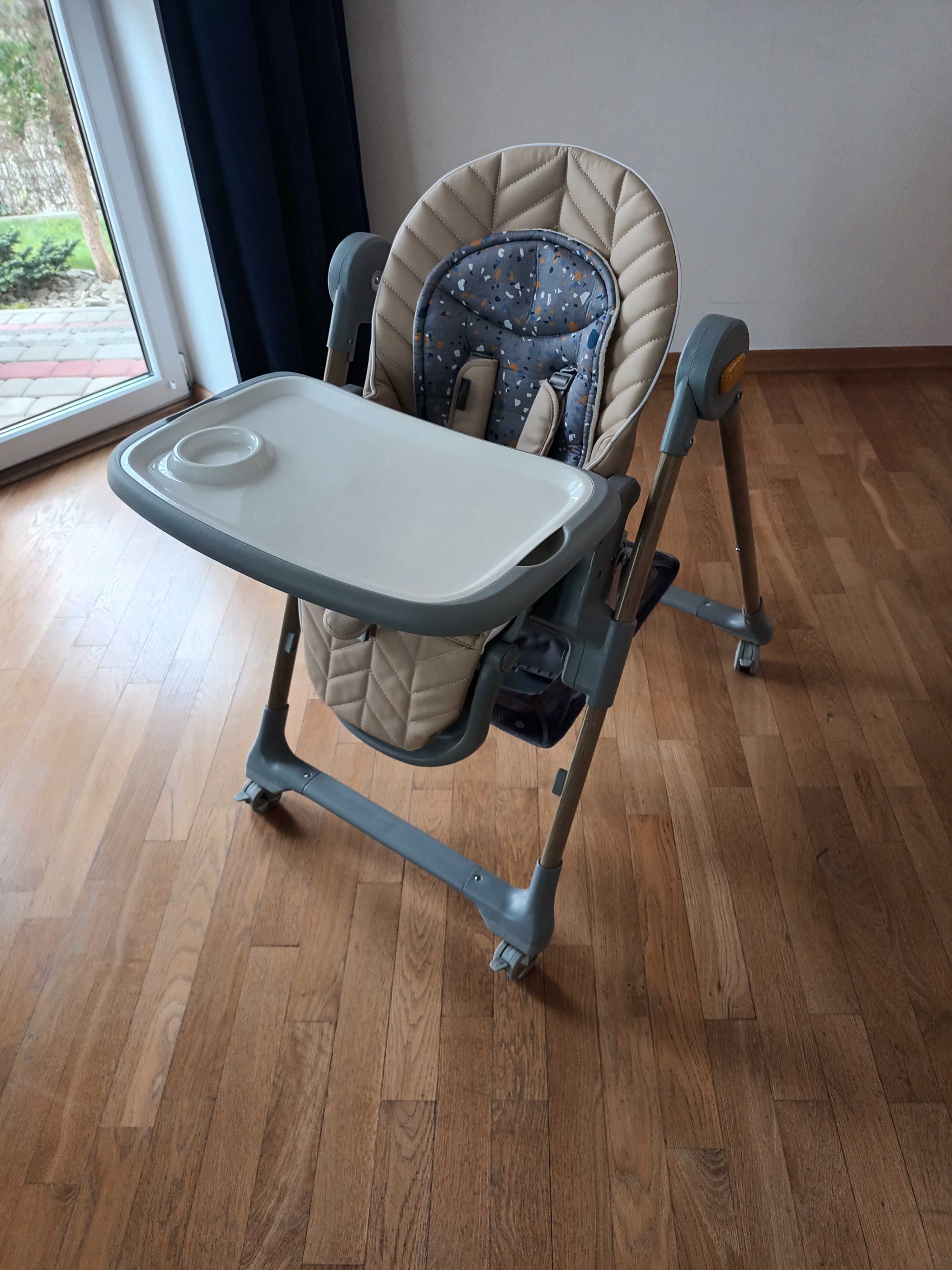 Krzesełko do karmienia Kinderkraft Lastree
