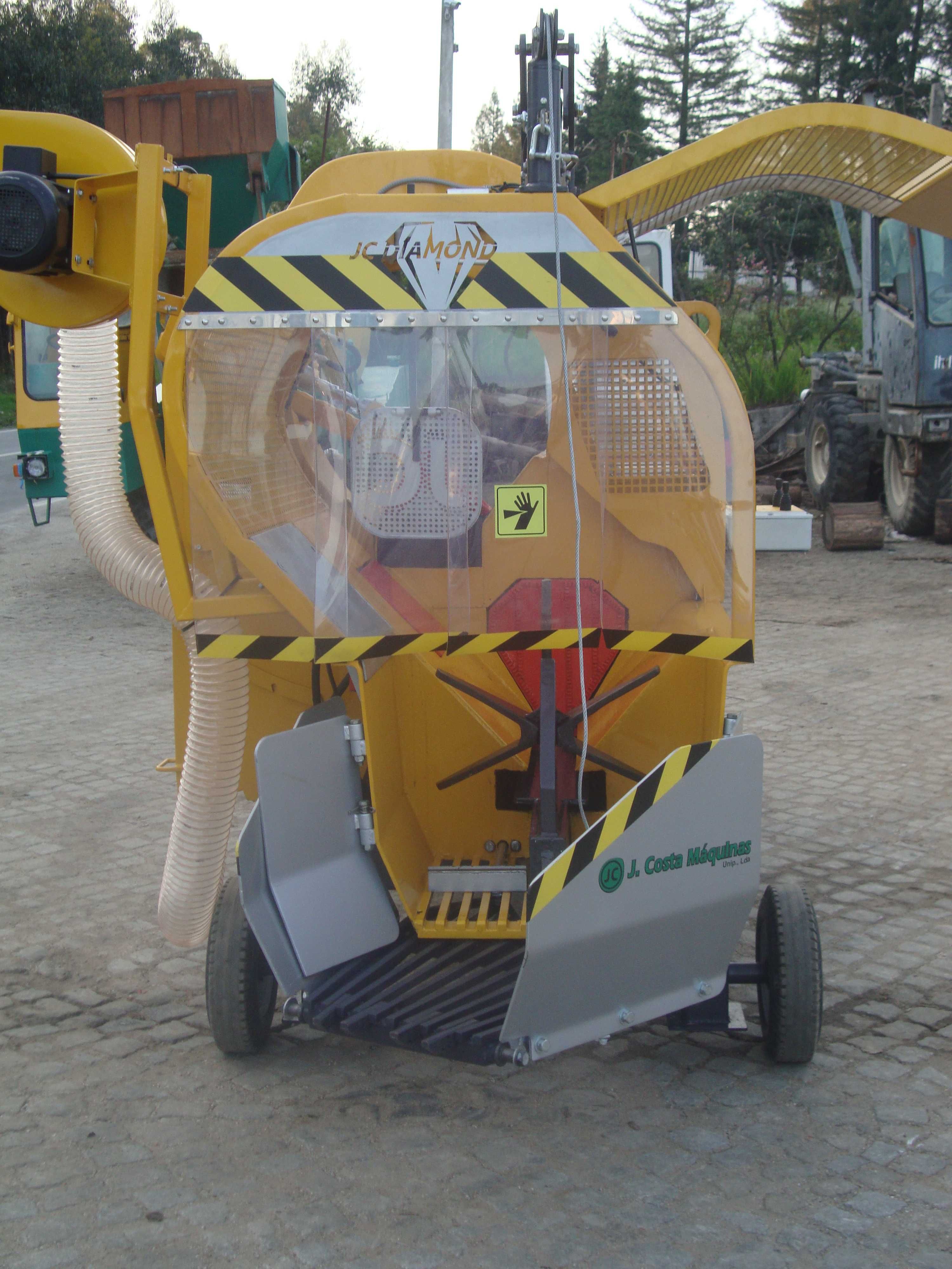 PROCESSADORA DE LENHA JC DIAMOND 450