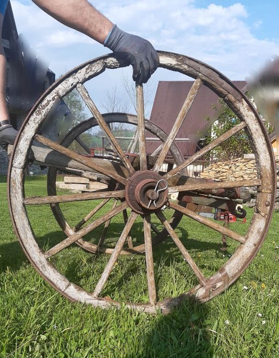 Stare drewniane koła