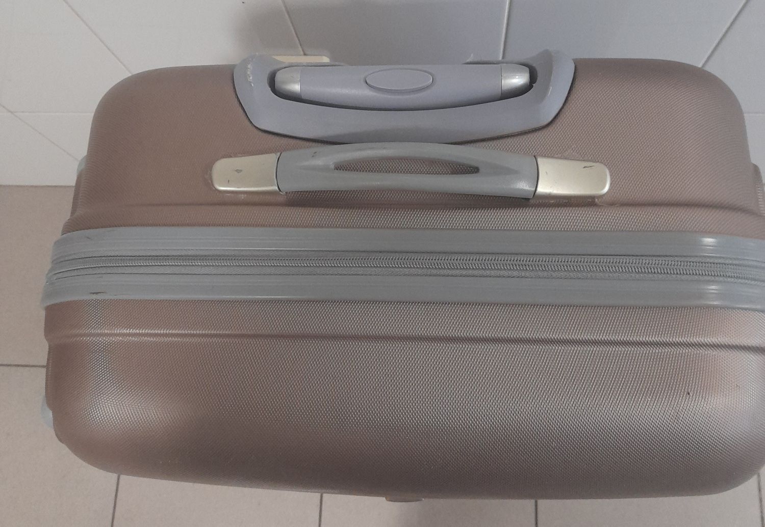 Mala de viagem- capacidade  até 23 kg