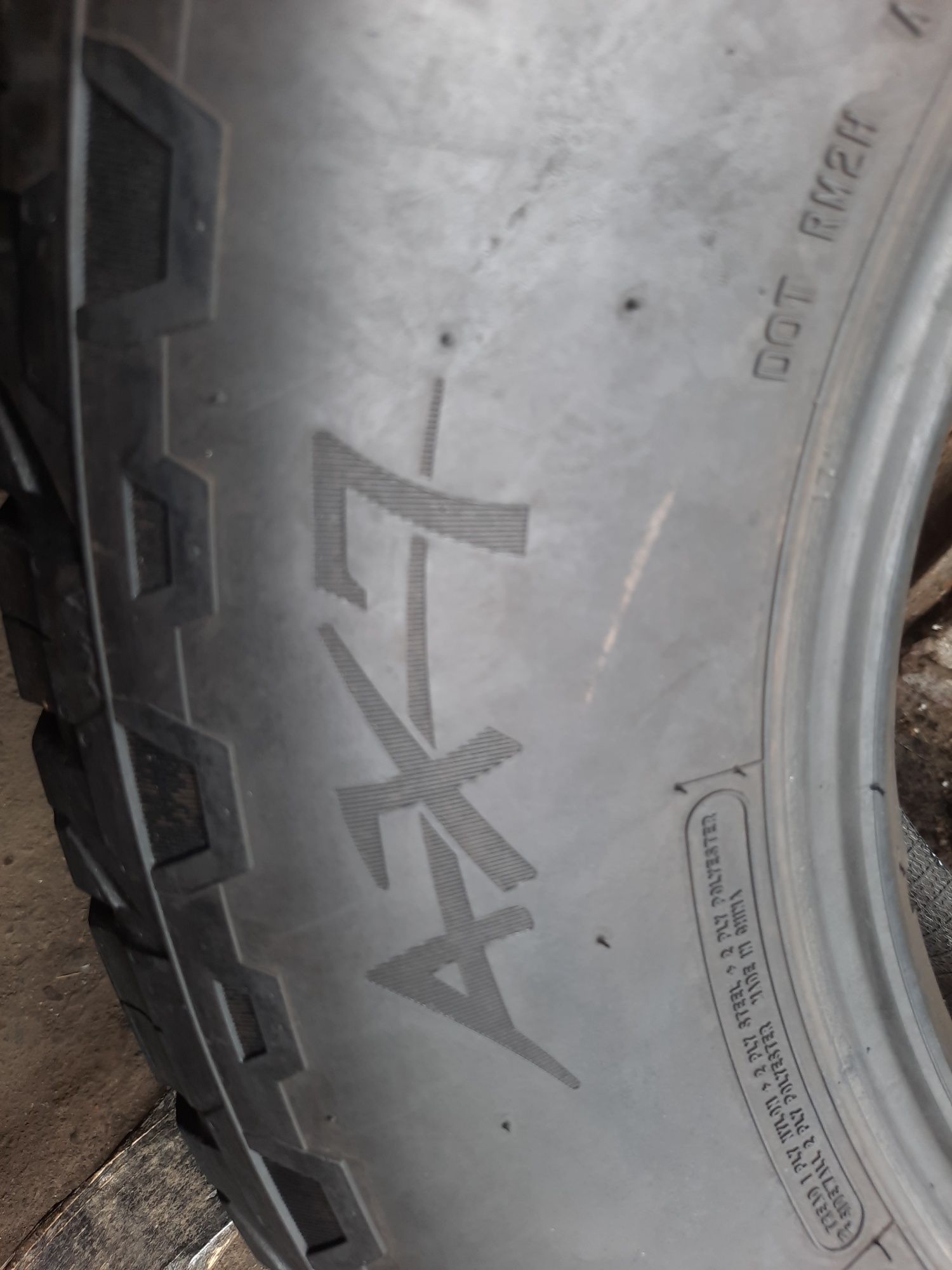 Літні шини 265/65 R17 Avon AX7 2шт.