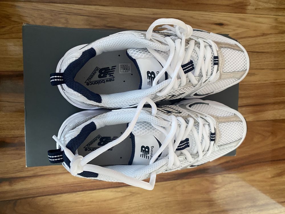 New Balance 530 White Silver Navy 37