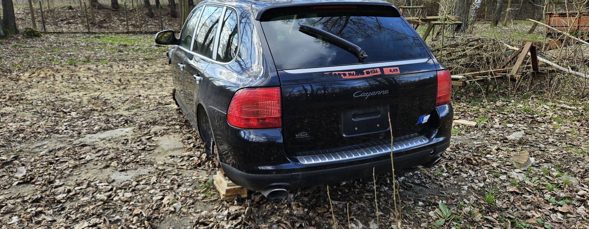 Porsche Cayenne powypadkowy na części