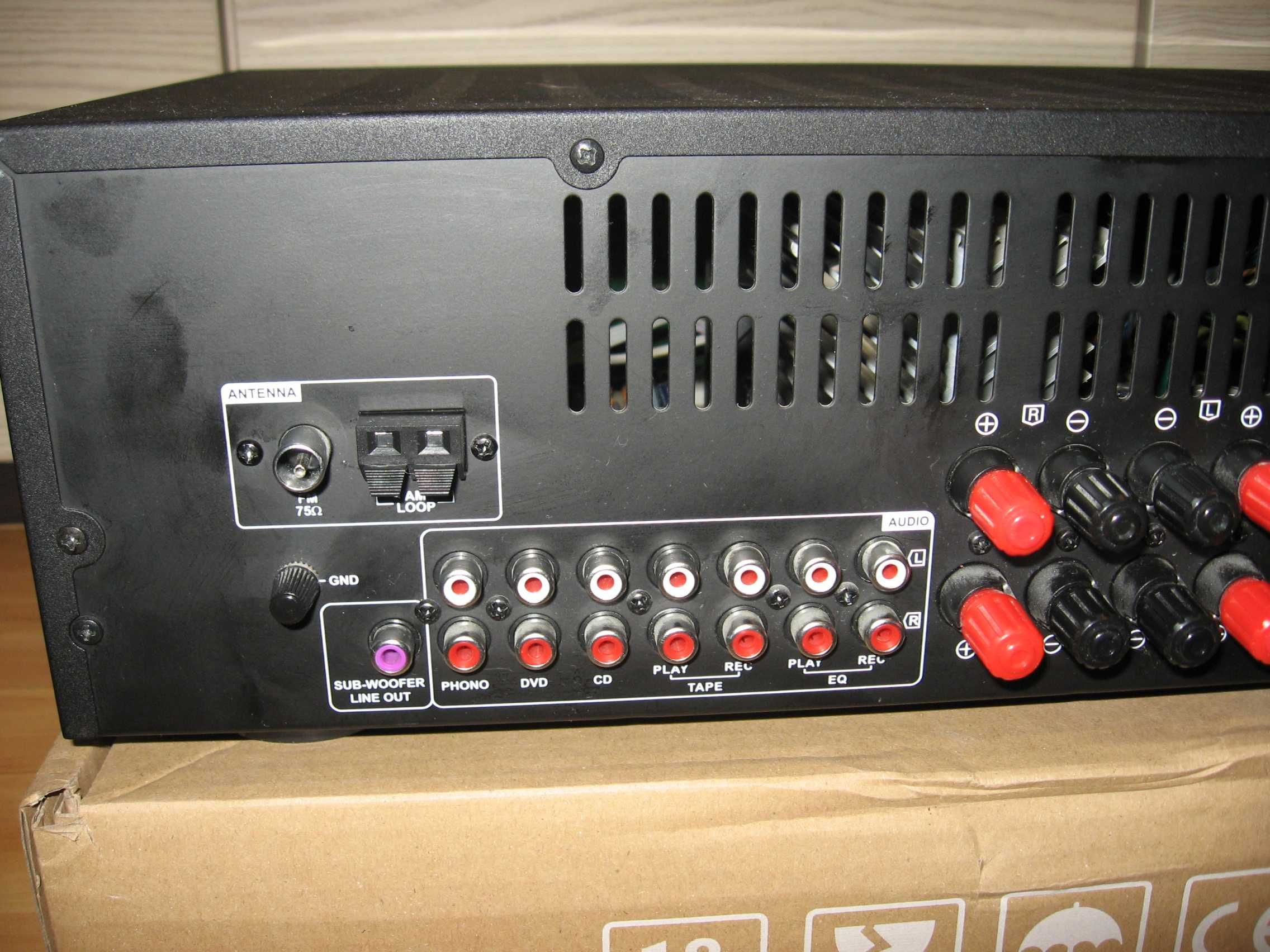 amplituner X4 TECH R-2000 U