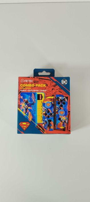 FR-TEC Combo Pack Superman Nintendo Switch