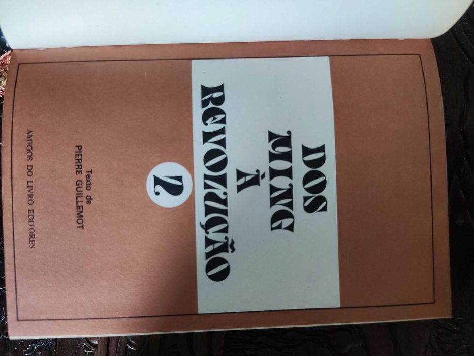 Colecção de 6 livros "Mao Tsé Tung e a história do povo Chinês"
