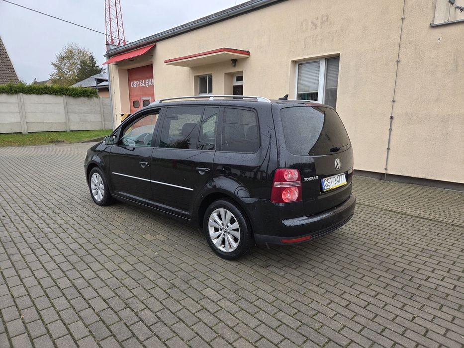 VW Touran  1 9 TDI 7 osobowy