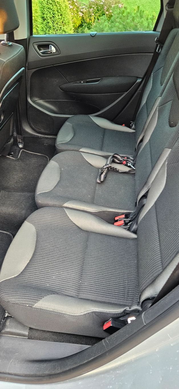 Peugeot 308 Peugeot 308 SW 1.6 e-HDI Active