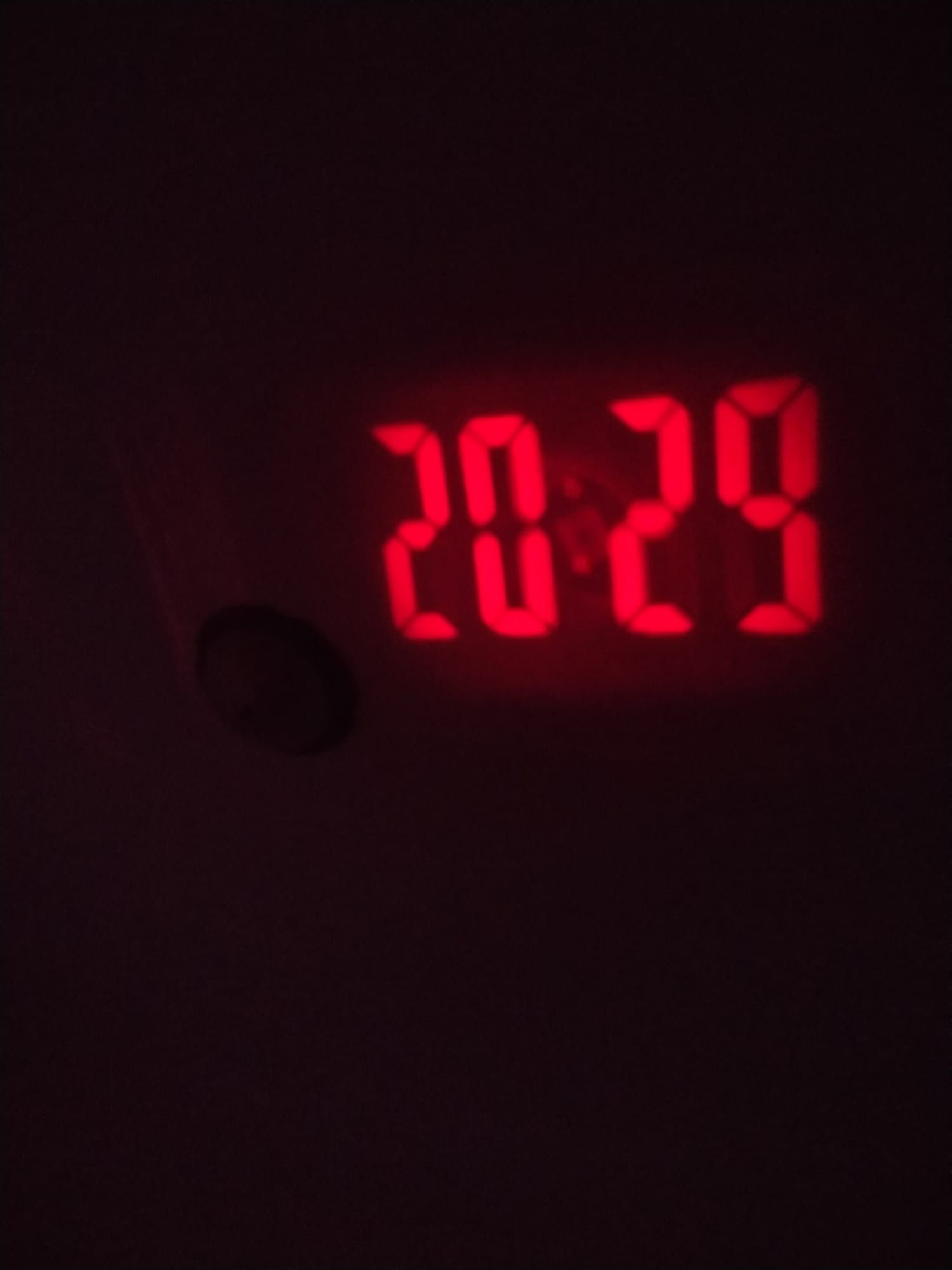 Rádio relógio despertador apartamento casa quarto sala cozinha hotel