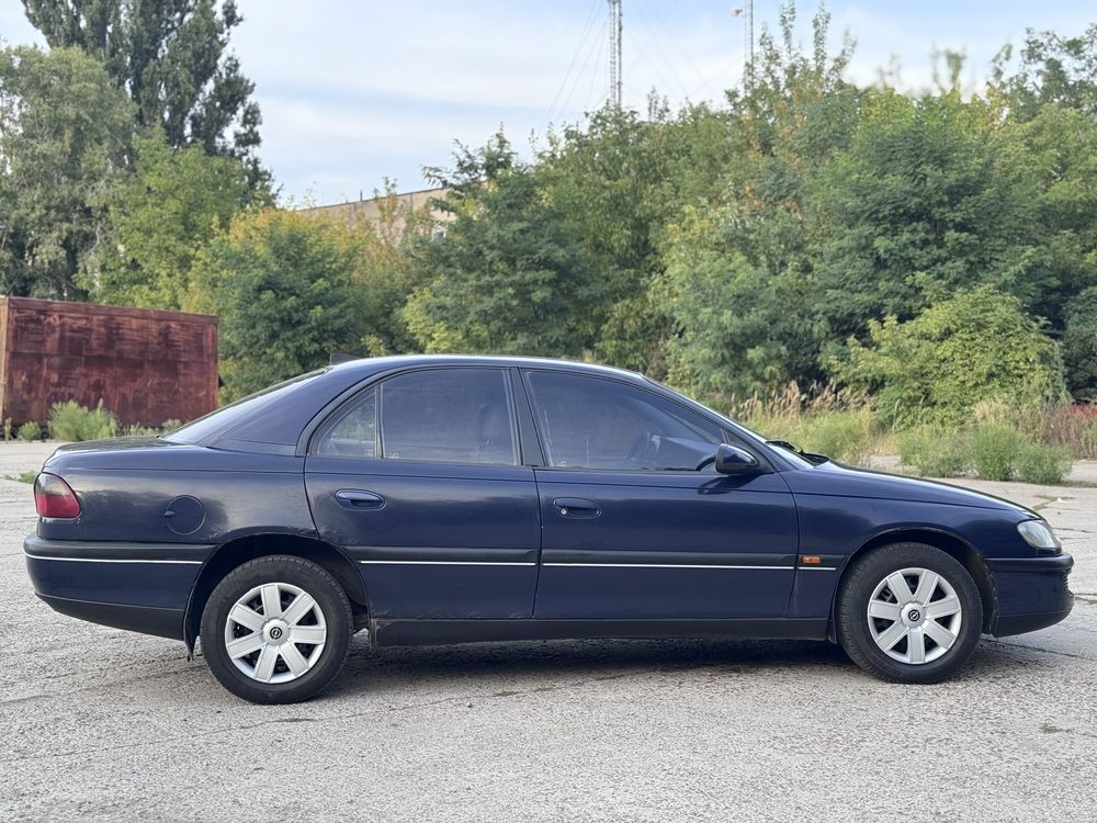 Opel Omega B 1995 2.0i ГБО-4