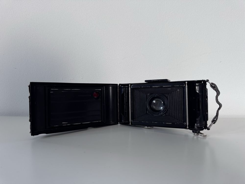 Aparat analogowy miechowy Balda Juwella Anastigmat z około 1936 roku.