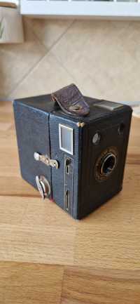 Zabytkowy aparat Kodak Brownie