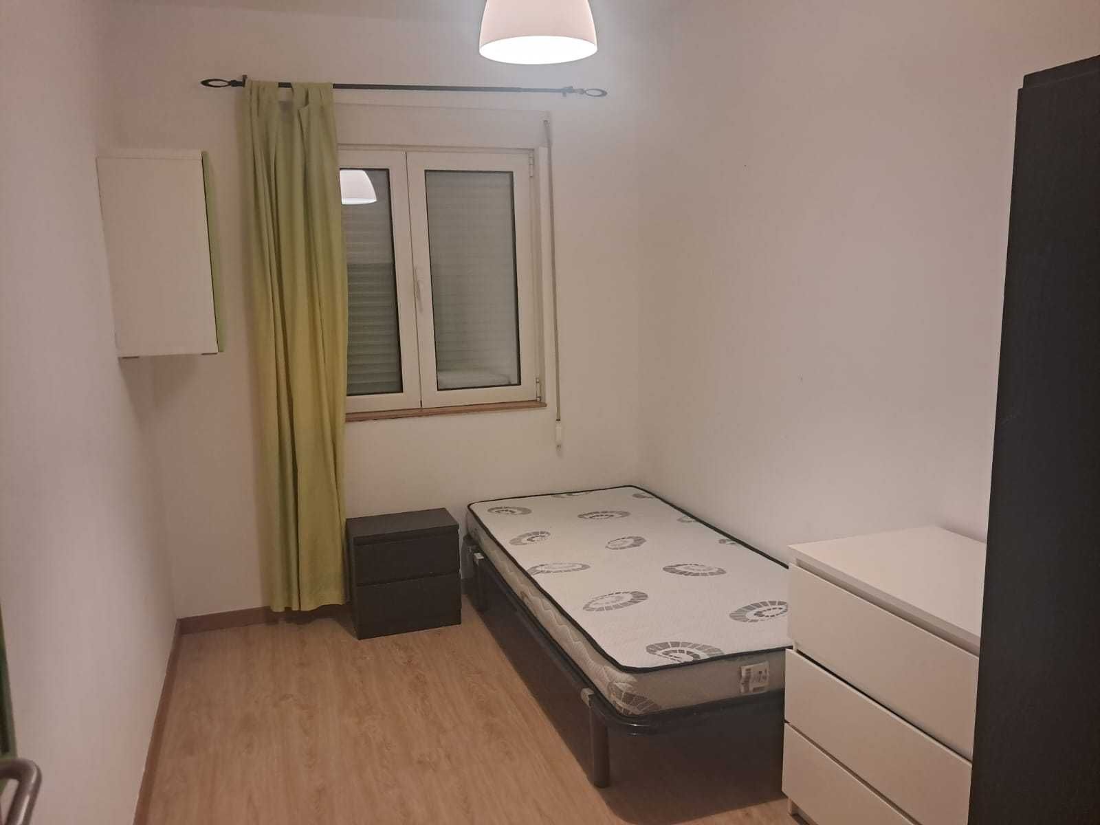 Quartos em Apartamento Centro de Viseu