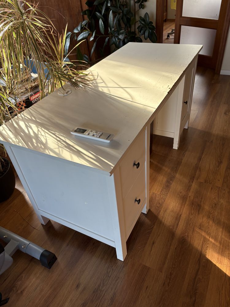 Oddam za darmo biurko ikea