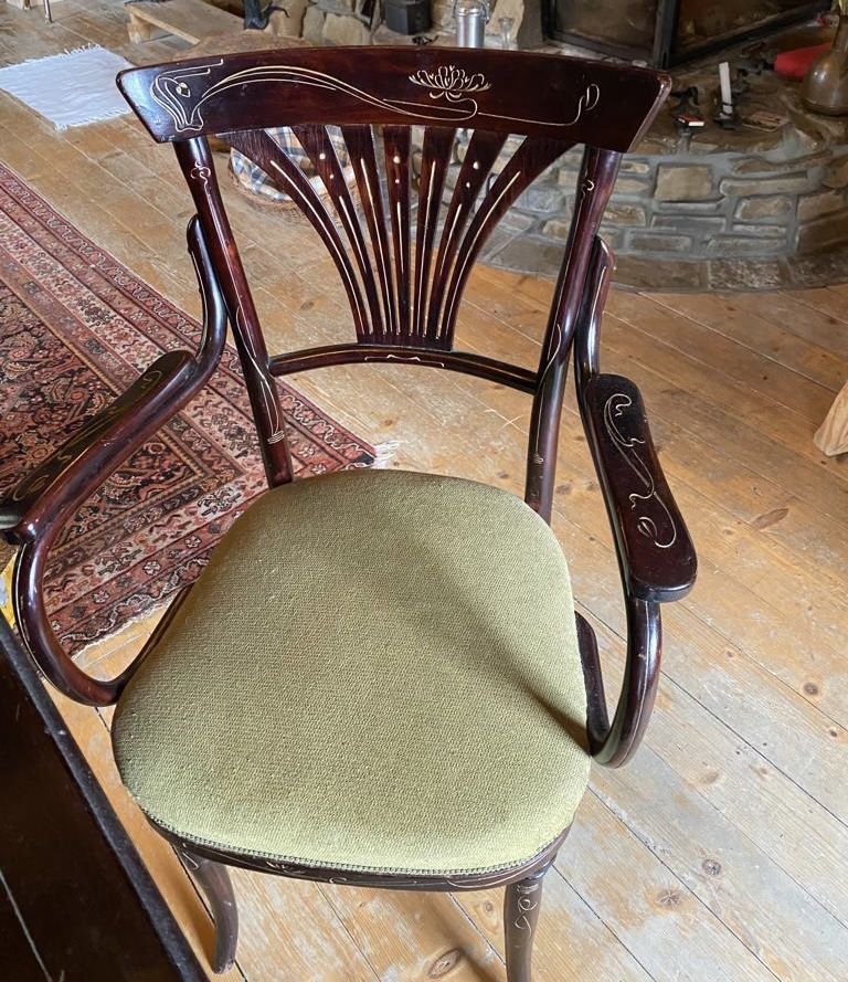 Komplet mebli giętych secesja 4 krzesła, dwa fotele , kanapa, stolik