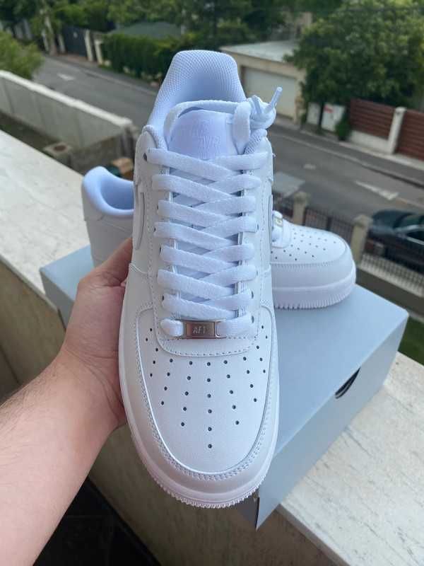 Biały\NikeForce1*airDamskieKomfort ZniżkaTrampkiNeutralne 44.5