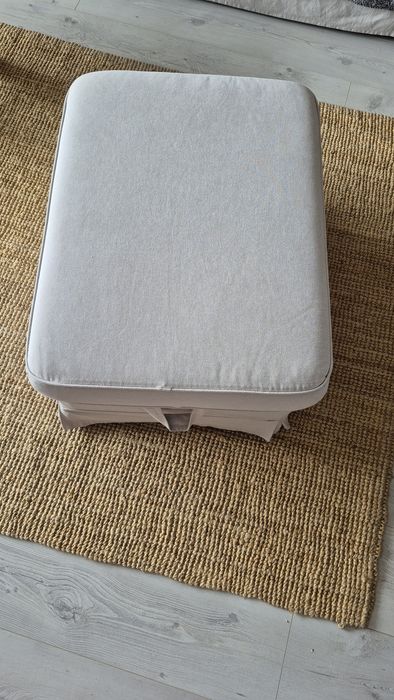 Pufa podnozek Ektorp Ikea