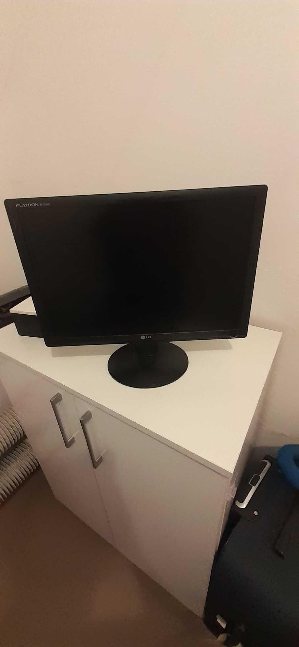 Monitor komputerowy LG Flatron W1934S