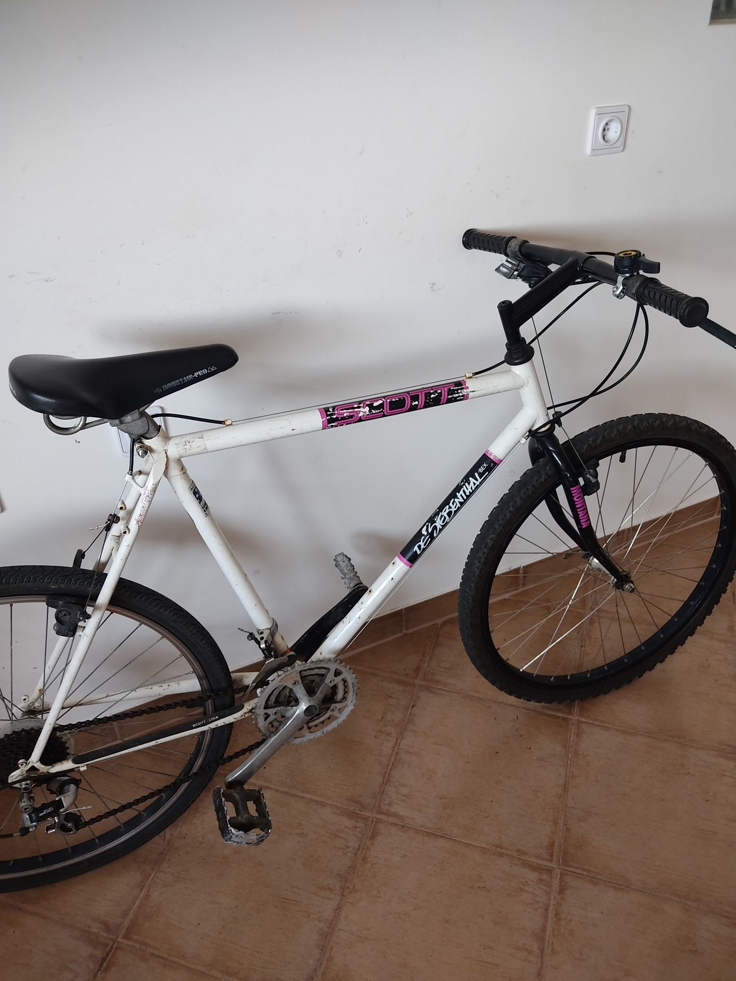 Bicicleta roda aro 26 pronta a usar