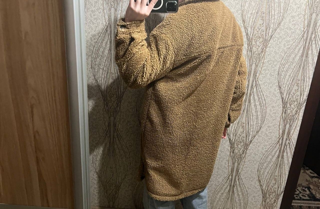 Пальто Тедди Bershka