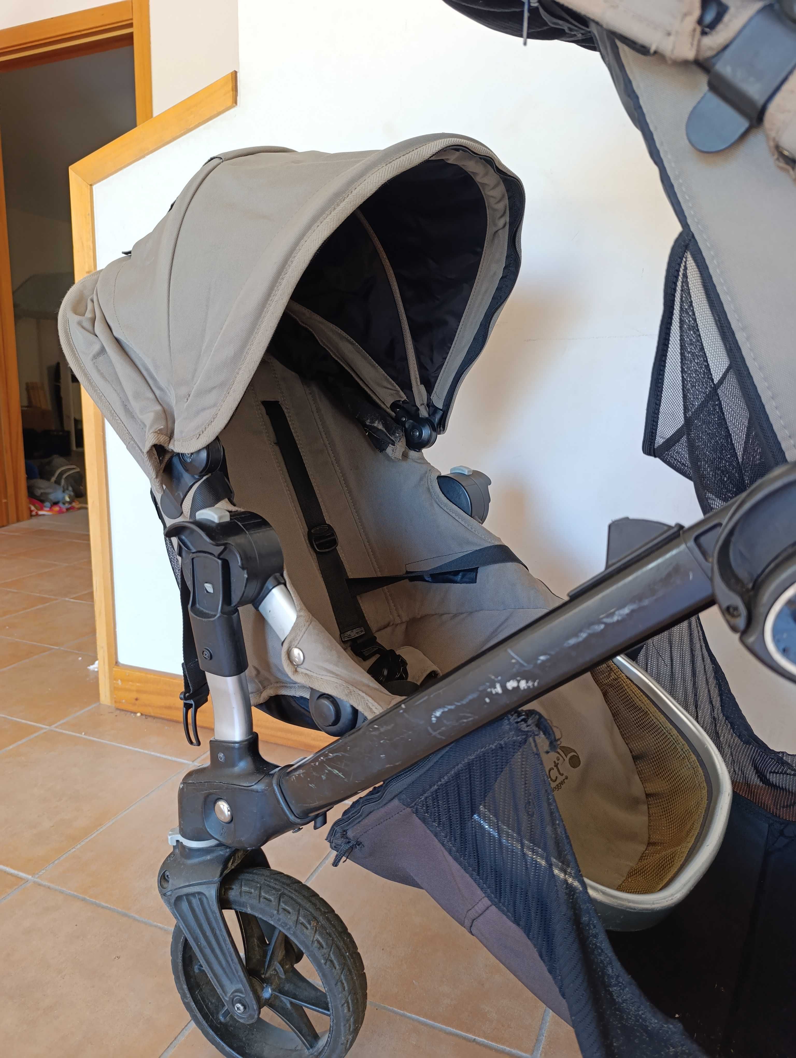 Carrinho duplo para bebe Baby Jogger City Select