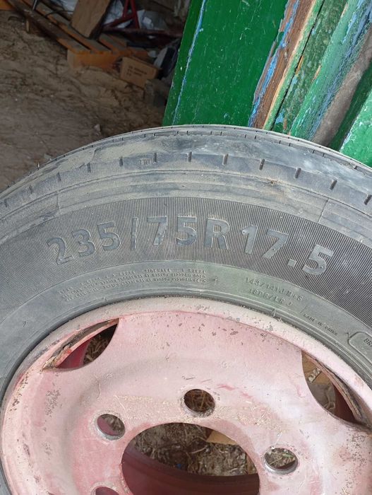 Продам колеса під газоновську ступицю