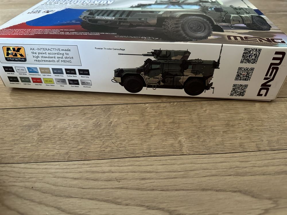 Model Russian K-4386 Typhoon-VDV armored vehicle 1:35 - nowy