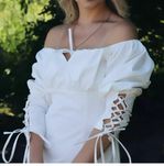 Красива біла сукня, плаття