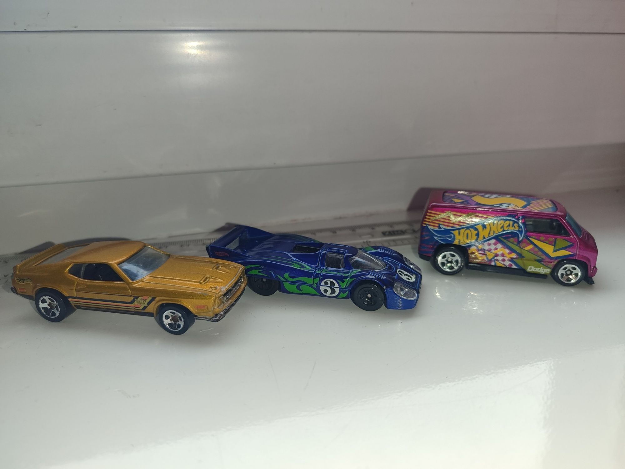 Hot wheels. Моделі 1:64