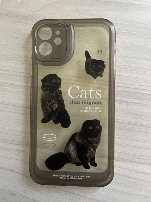 Чохли на Айфон 11